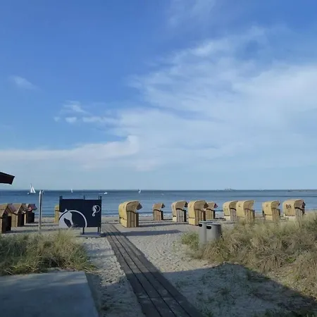 Holiday home Deck 2 Modern Retreat Haven